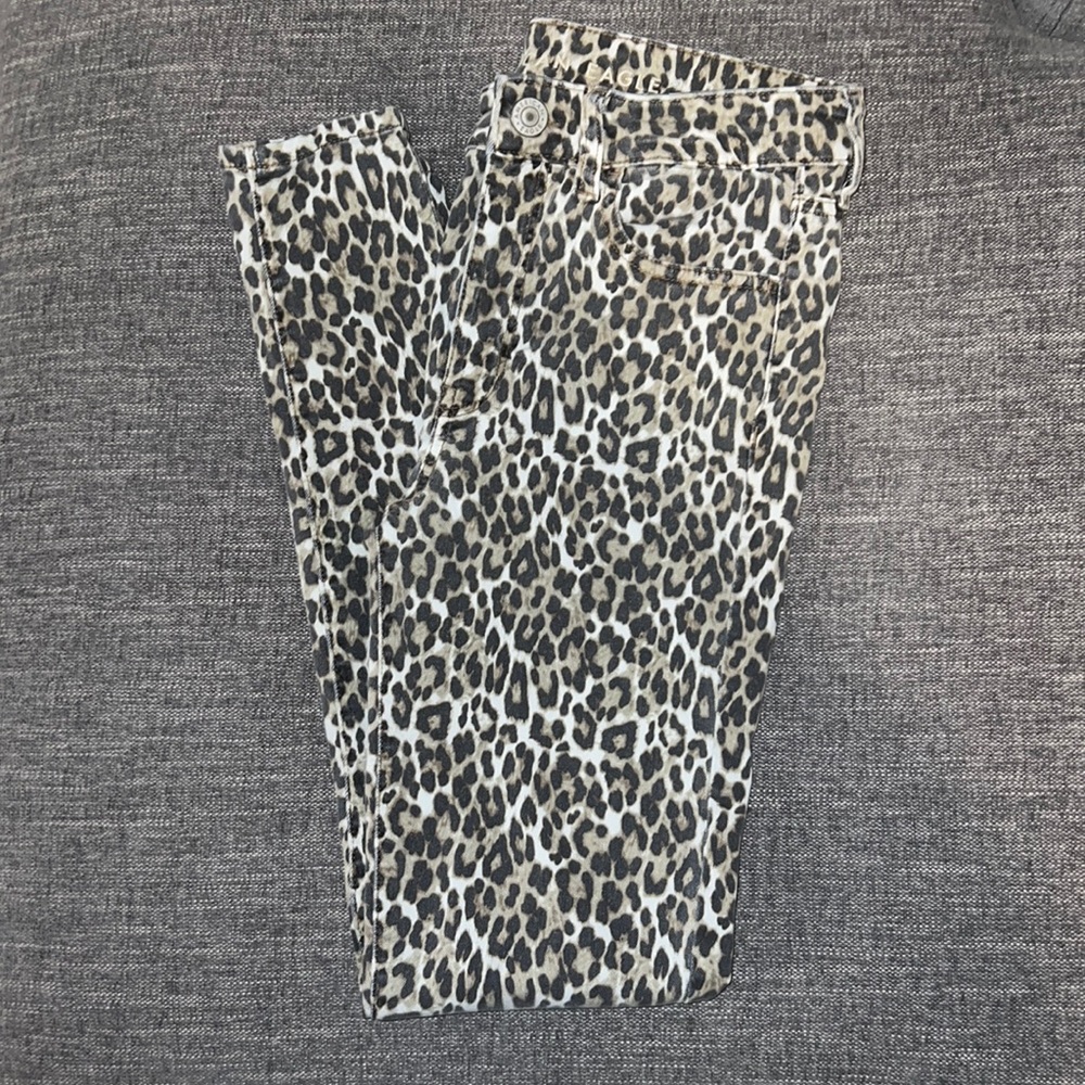 Cheetah Leopard Print American Eagle High arise Jegging